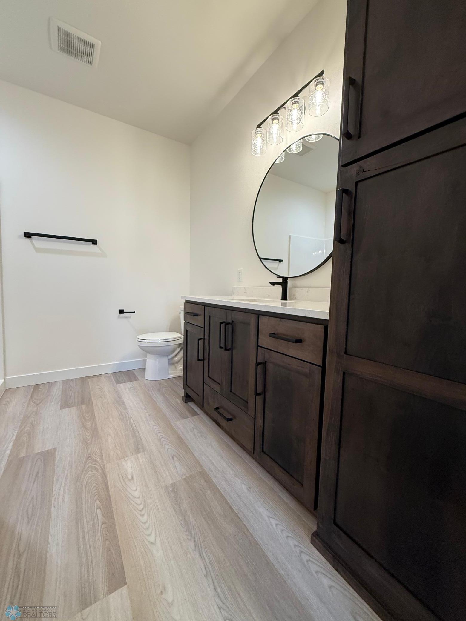 436 4th Street Wyndmere, ND 58081 - Photo 10 of 27