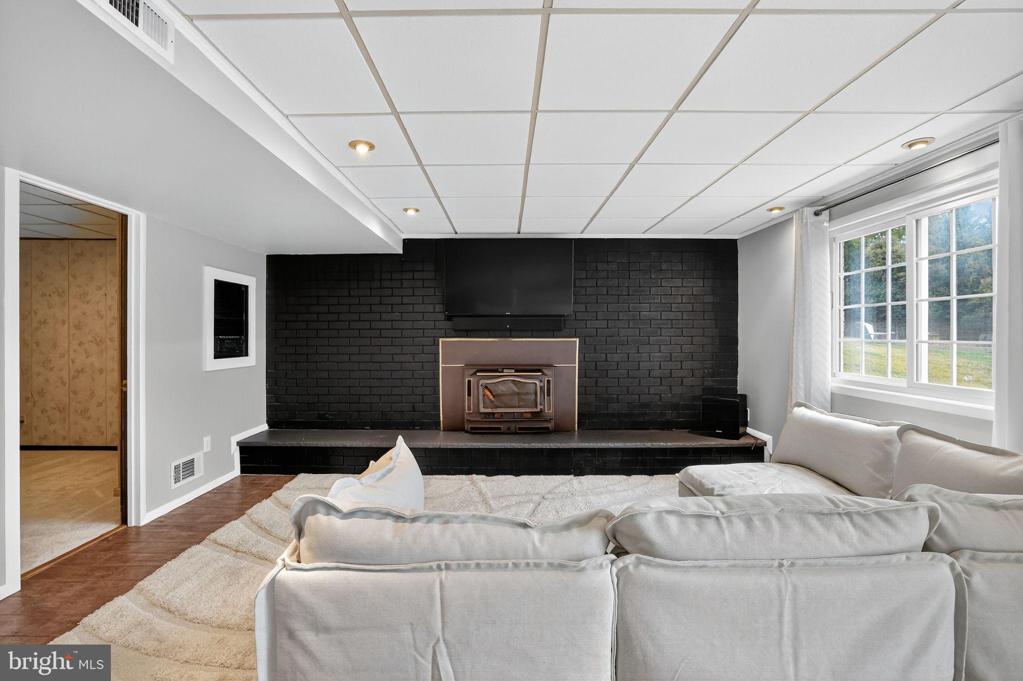 1716 Gayfields Drive Silver Spring, MD 20906 - Photo 48 of 55 a living room with furniture
