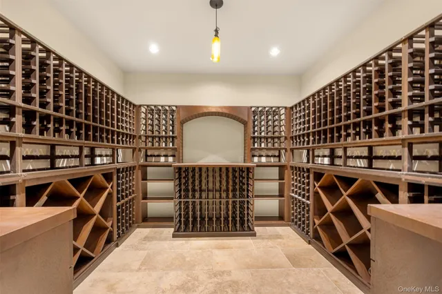 a view of entryway with a front door