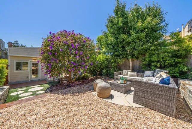 $1,398,000 | 219 Crescent Avenue, San Francisco, CA 94110