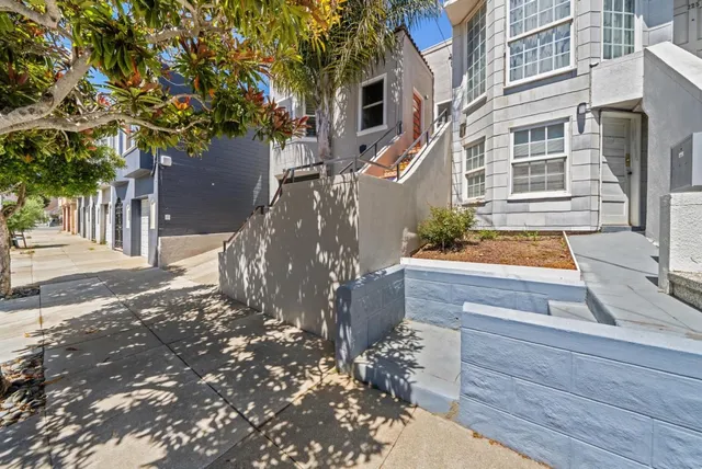 $1,398,000 | 219 Crescent Avenue, San Francisco, CA 94110