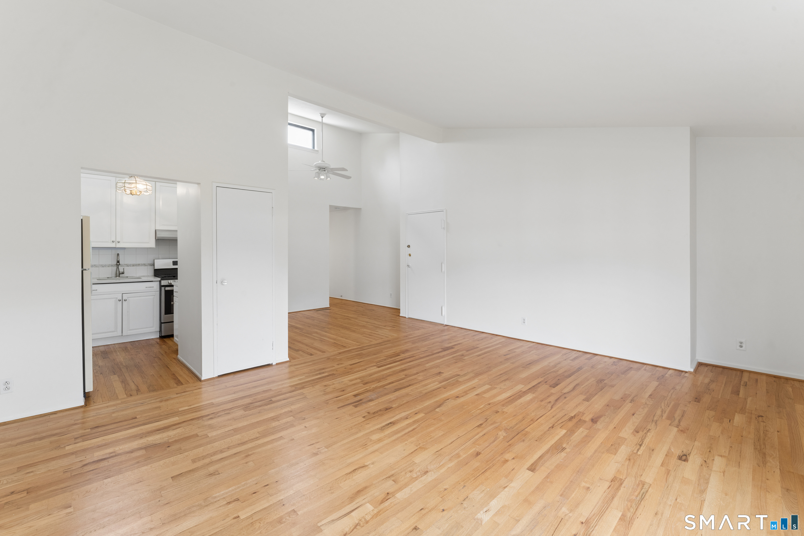 82 Olcott Way, Unit 82 Ridgefield, CT 06877 - Photo 6 of 22 Gallery Image 6
