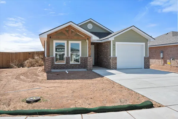 $193,000 | 517 East 24th Street, Wolfforth, TX 79382