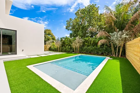 $3,350,000 | 2324 Southwest 26th Street, Miami, FL 33133