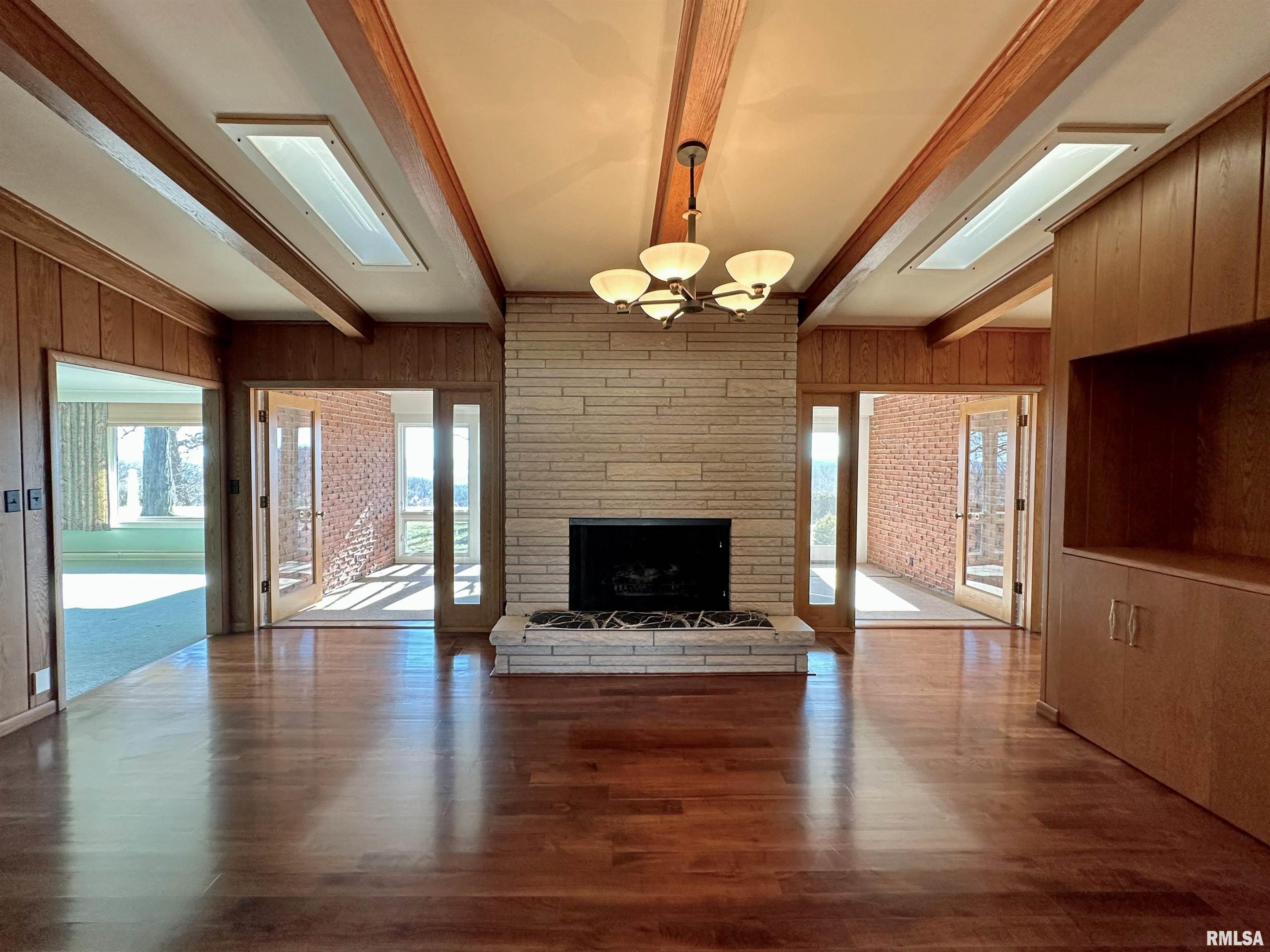 390 East High Point Road Peoria, IL 61614 - Photo 16 of 53 Gallery Image 16