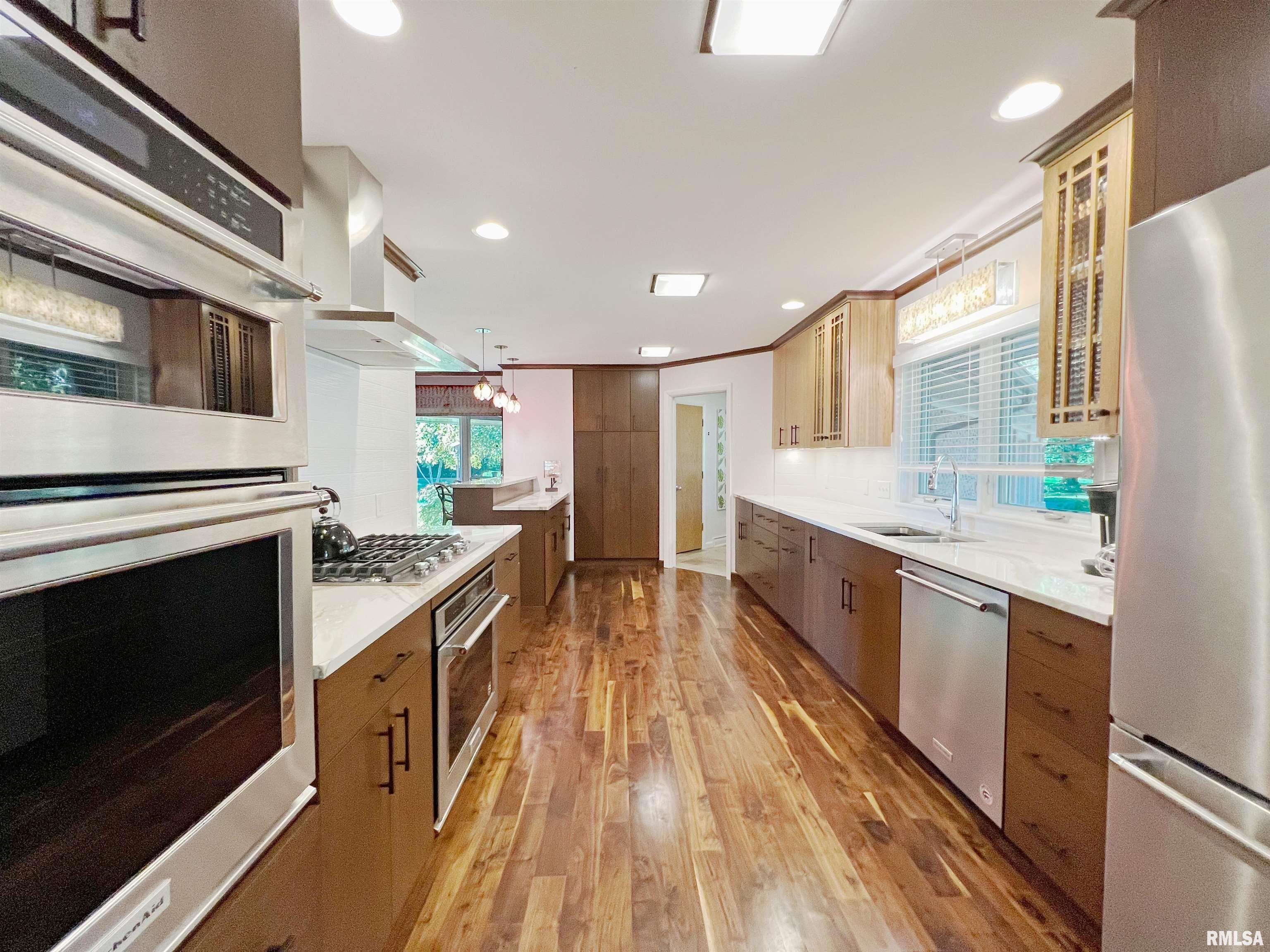 390 East High Point Road Peoria, IL 61614 - Photo 24 of 53 Gallery Image 24