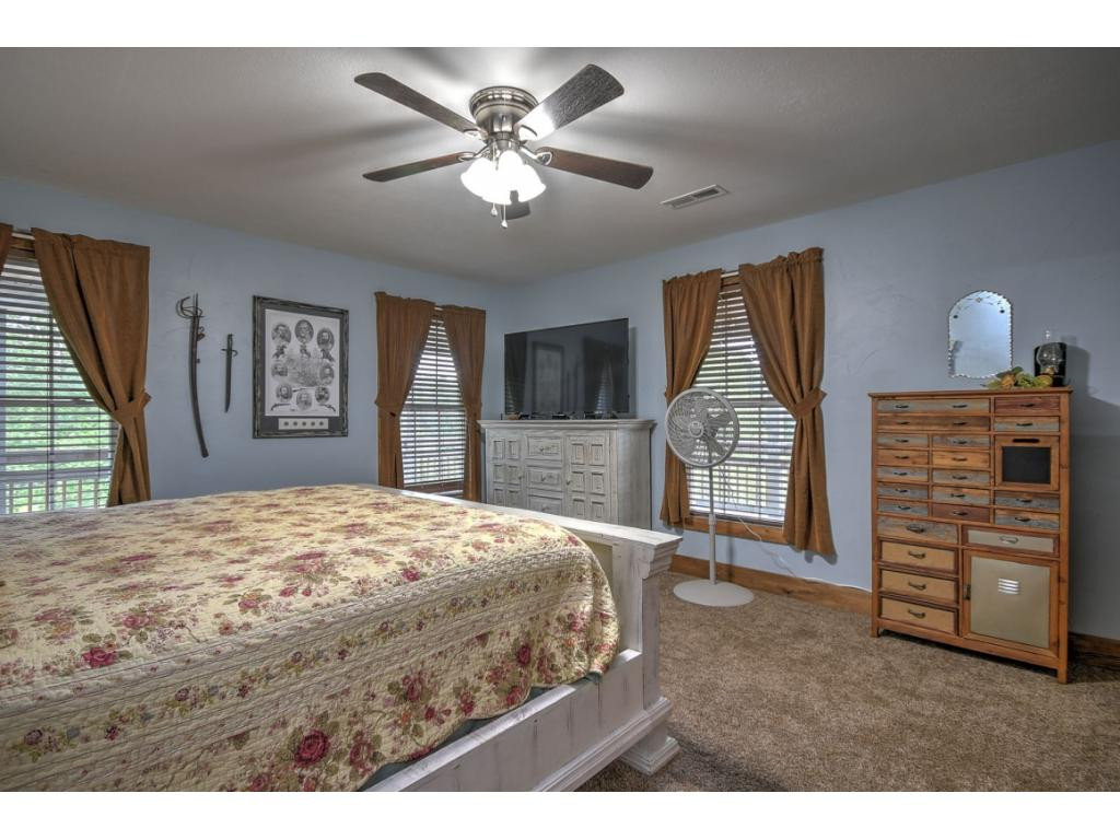 9090 Manville Road Gate City, VA 24251 - Photo 12 of 28 Photo 12