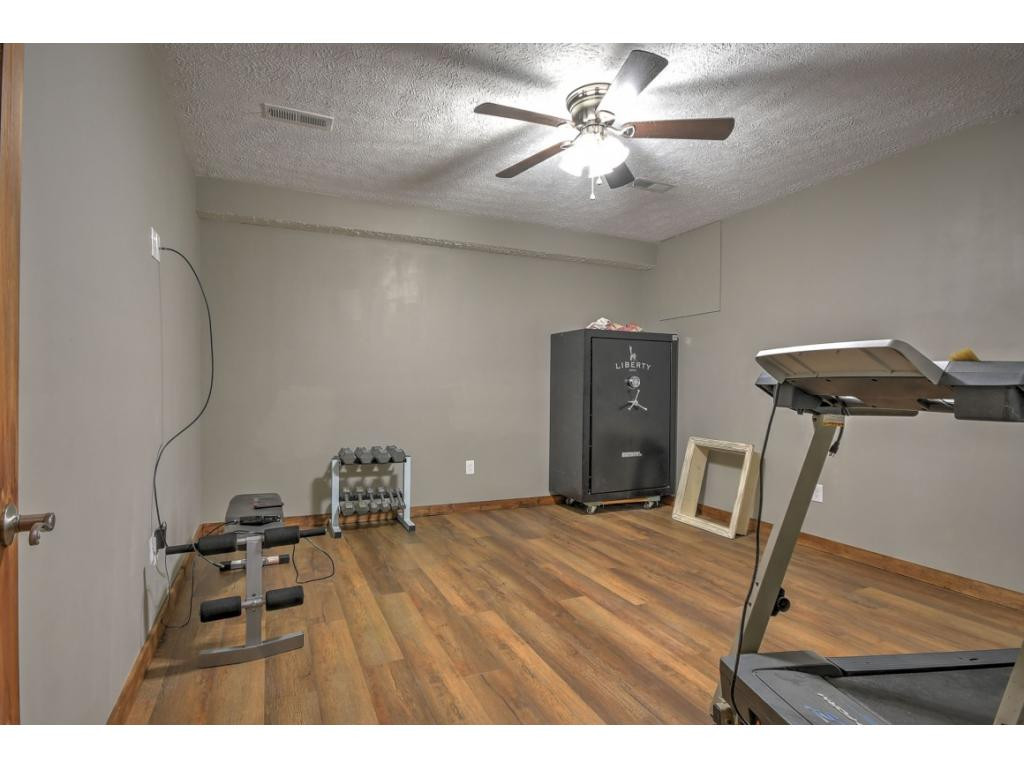 9090 Manville Road Gate City, VA 24251 - Photo 21 of 28 Photo 21