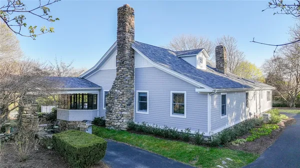$6,000 | 244 Kingstown Road, Narragansett, RI 02882