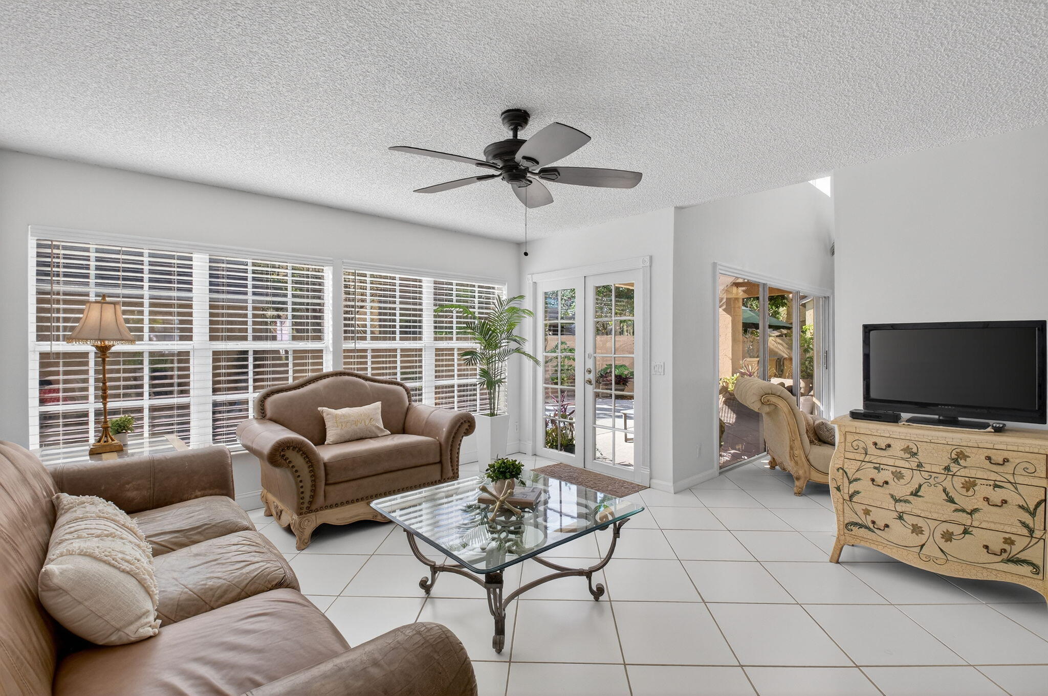 10570 Bexley Boulevard Boca Raton, FL 33428 - Photo 10 of 37 Family Room
