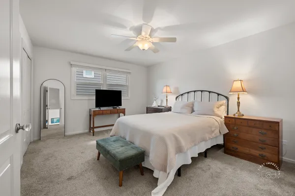 $465,000 | 2512 Leach Drive, Naperville, IL 60564