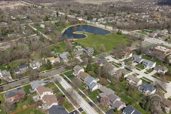 $465,000 | 2512 Leach Drive, Naperville, IL 60564