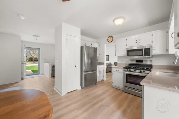 $465,000 | 2512 Leach Drive, Naperville, IL 60564