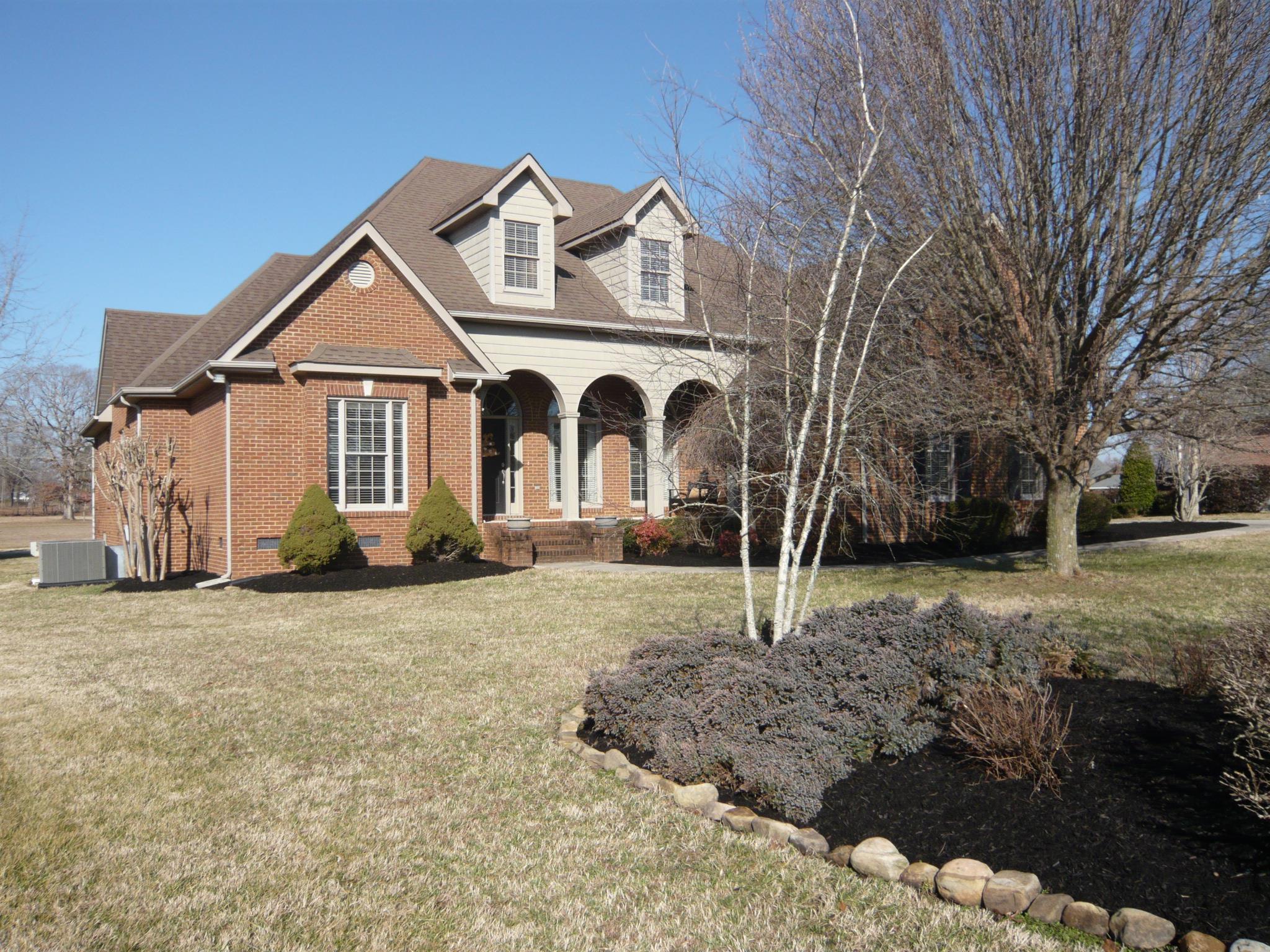 109 Hunters Point Tullahoma, TN 37388 - Photo 2 of 29 Gallery Image 2