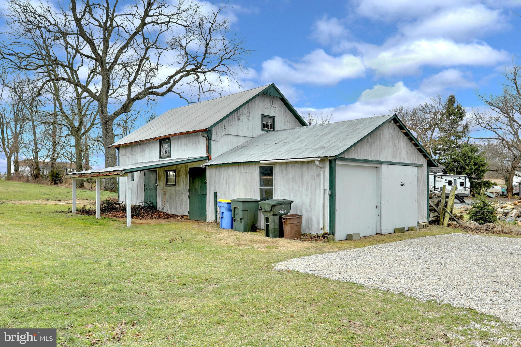 6694 Church Road Felton, PA 17322 - Photo 7 of 46 Gallery Image 7