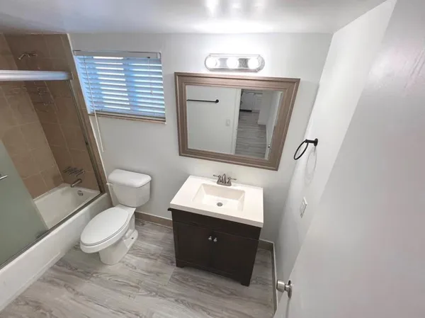 $215,000 | 1060 Crystal Lake Drive, Unit 101, Deerfield Beach, FL 33073