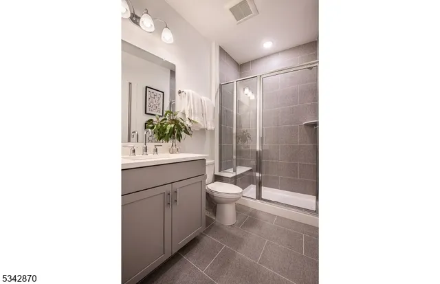 $779,760 | 20 Wadsworth Drive, Unit 3, Denville, NJ 07834