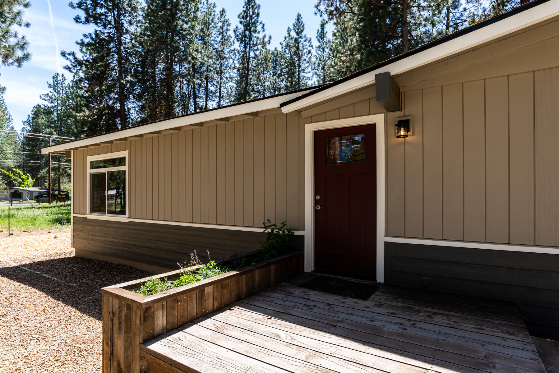 60187 Cinder Butte Road Bend, OR 97702 - Photo 5 of 26 CB Front door