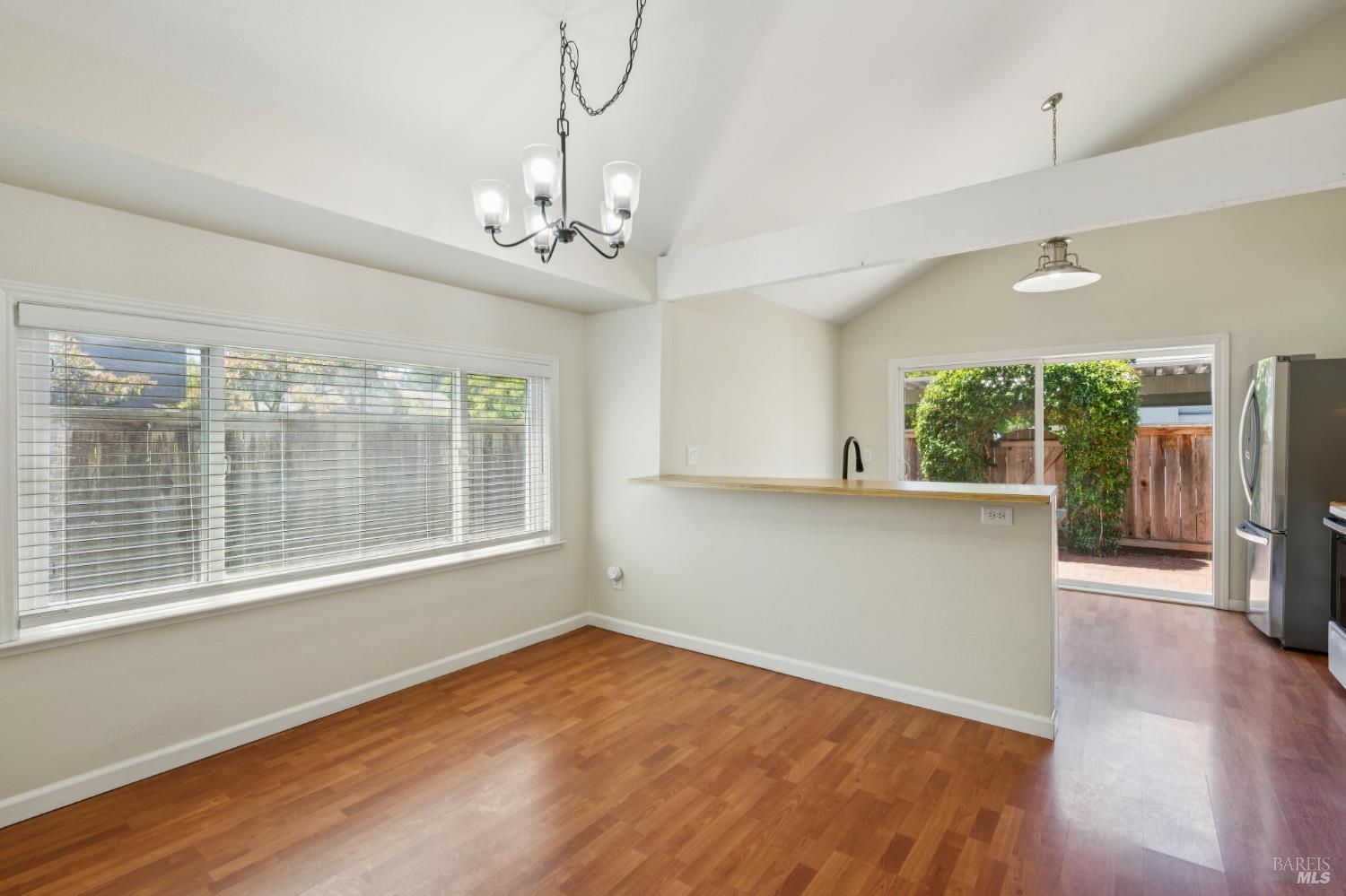 734 Racquet Club Circle Rohnert Park, CA 94928 - Photo 8 of 35