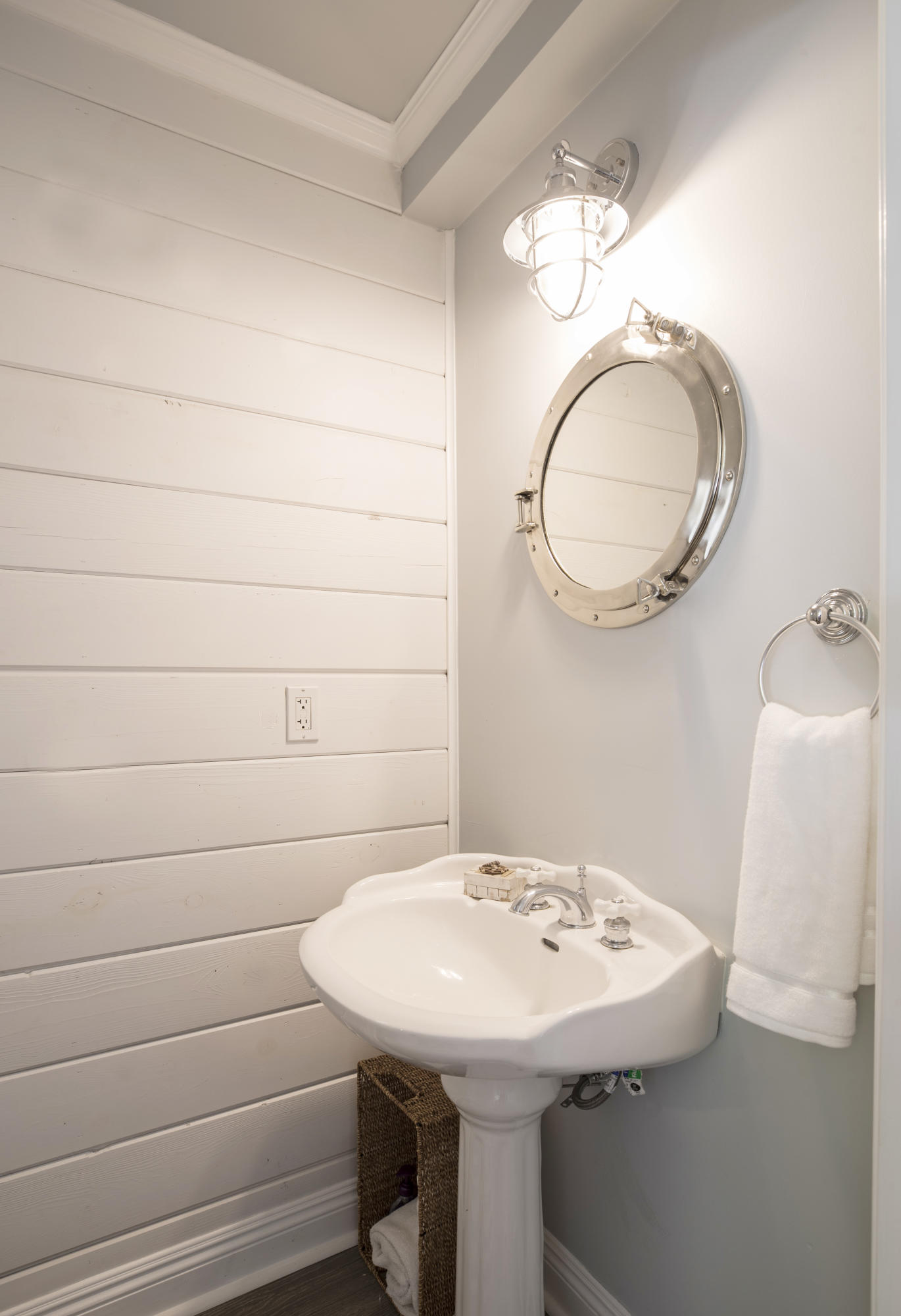 43 Humphrey Road Montecito, CA 93108 - Photo 16 of 17 a bathroom with a sink and a mirror