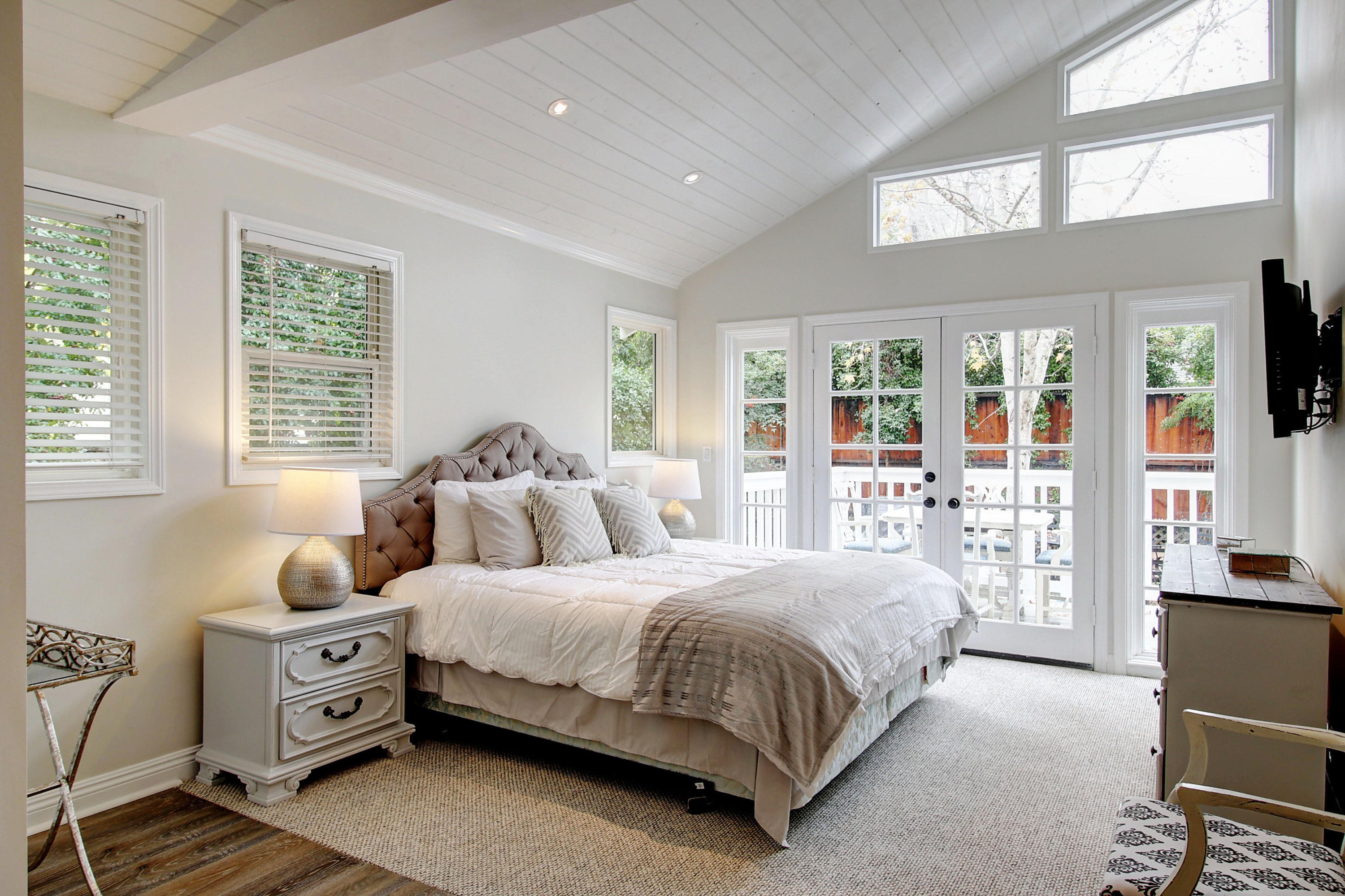 43 Humphrey Road Montecito, CA 93108 - Photo 10 of 17 a bedroom with a bed and wooden floor