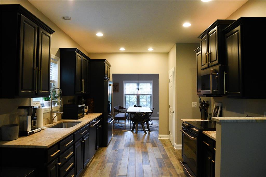 145 Bauer Road Monaca, PA 15061 - Photo 6 of 25 Gallery Image 6