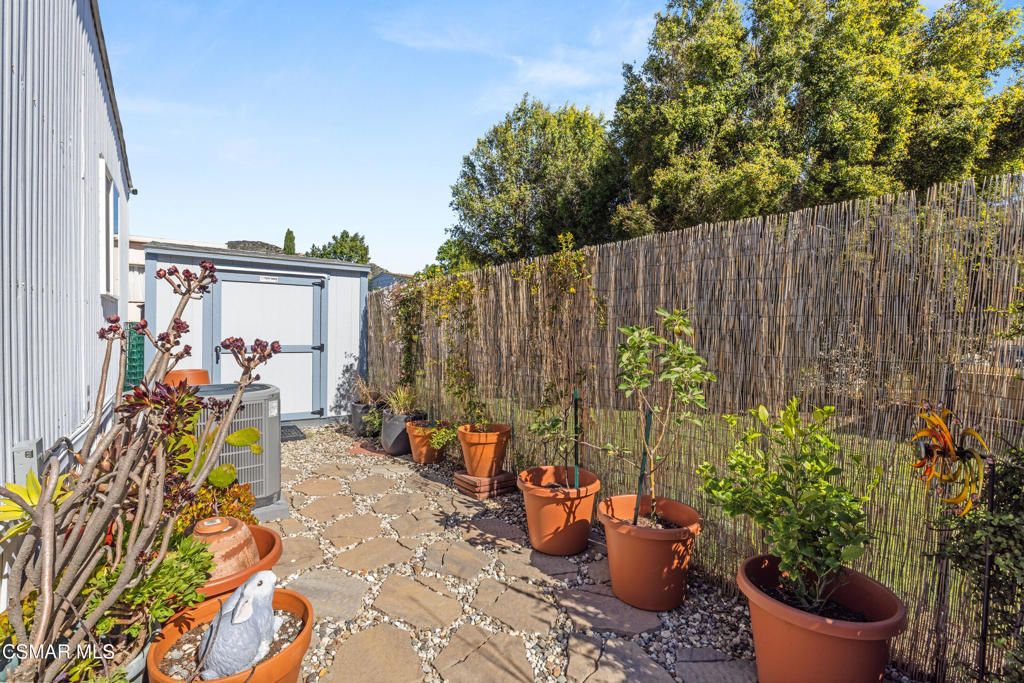 6480 Katherine Road, Unit 93 Simi Valley, CA 93063 - Photo 26 of 34