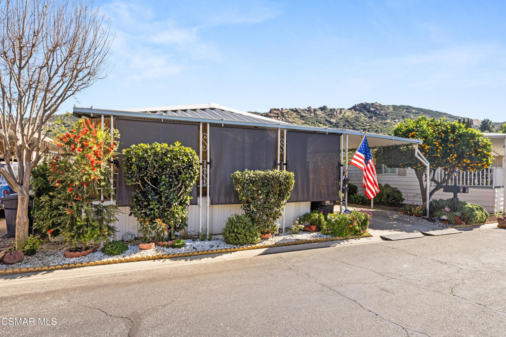 6480 Katherine Road, Unit 93 Simi Valley, CA 93063 - Photo 3 of 34