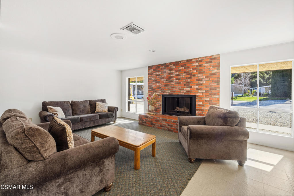 6480 Katherine Road, Unit 93 Simi Valley, CA 93063 - Photo 32 of 34