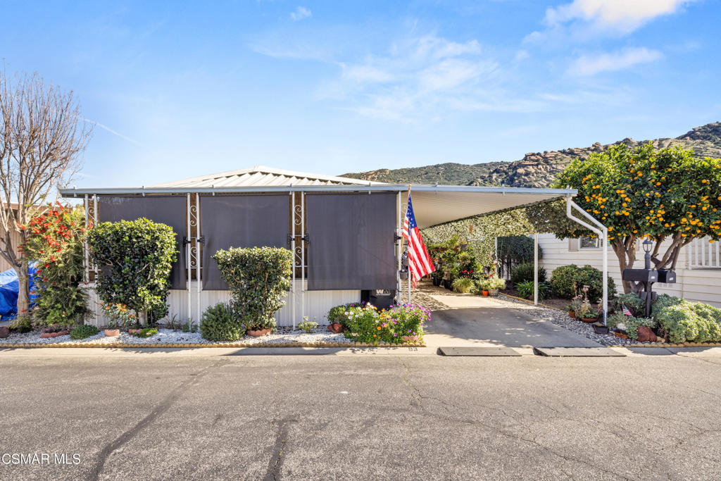6480 Katherine Road, Unit 93 Simi Valley, CA 93063 - Photo 4 of 34