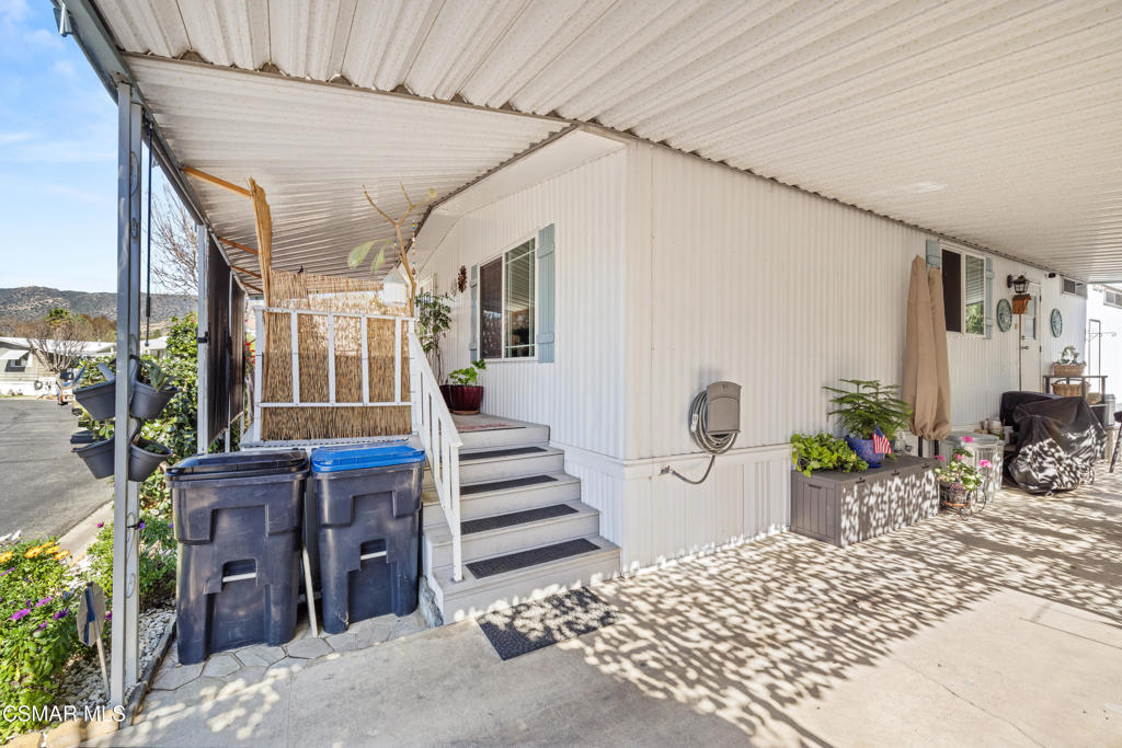 6480 Katherine Road, Unit 93 Simi Valley, CA 93063 - Photo 6 of 34