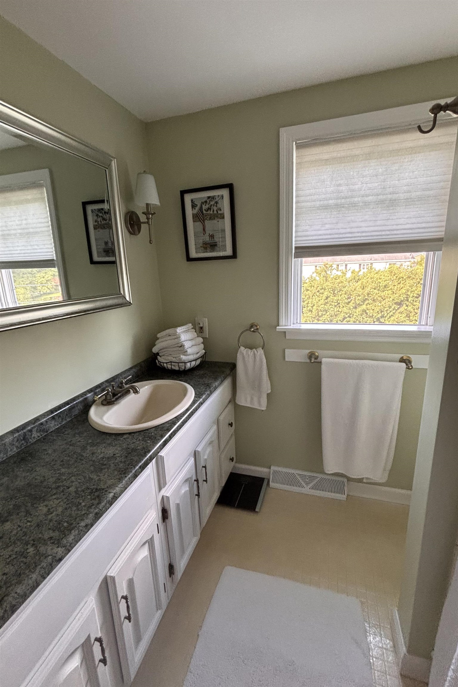 20 Edgewood Drive Rutland, VT 05701 - Photo 23 of 45 Gallery Image 23