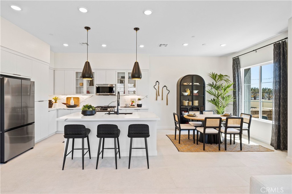 22025 Florence Circle Walnut, CA 91789 - Photo 5 of 30