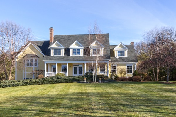 4 MacIntosh Road Westford, MA 01886 - Photo 1 of 30
