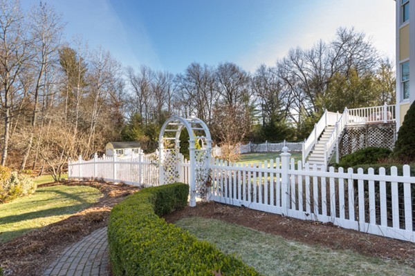 4 MacIntosh Road Westford, MA 01886 - Photo 28 of 30