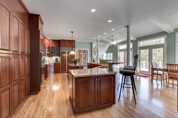4 MacIntosh Road Westford, MA 01886 - Photo 9 of 30