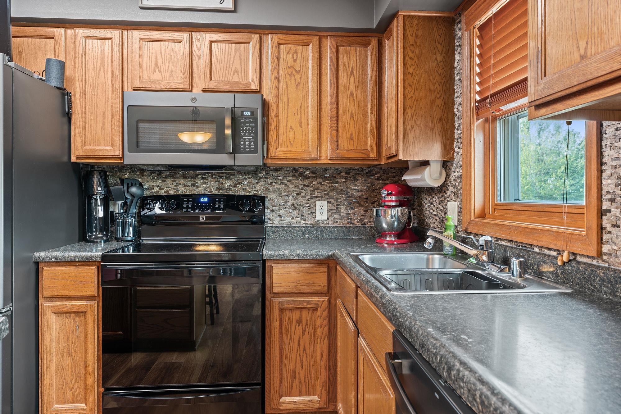 2217 Winfield Drive Reedsburg, WI 53959 - Photo 27 of 57 Gallery Image 27