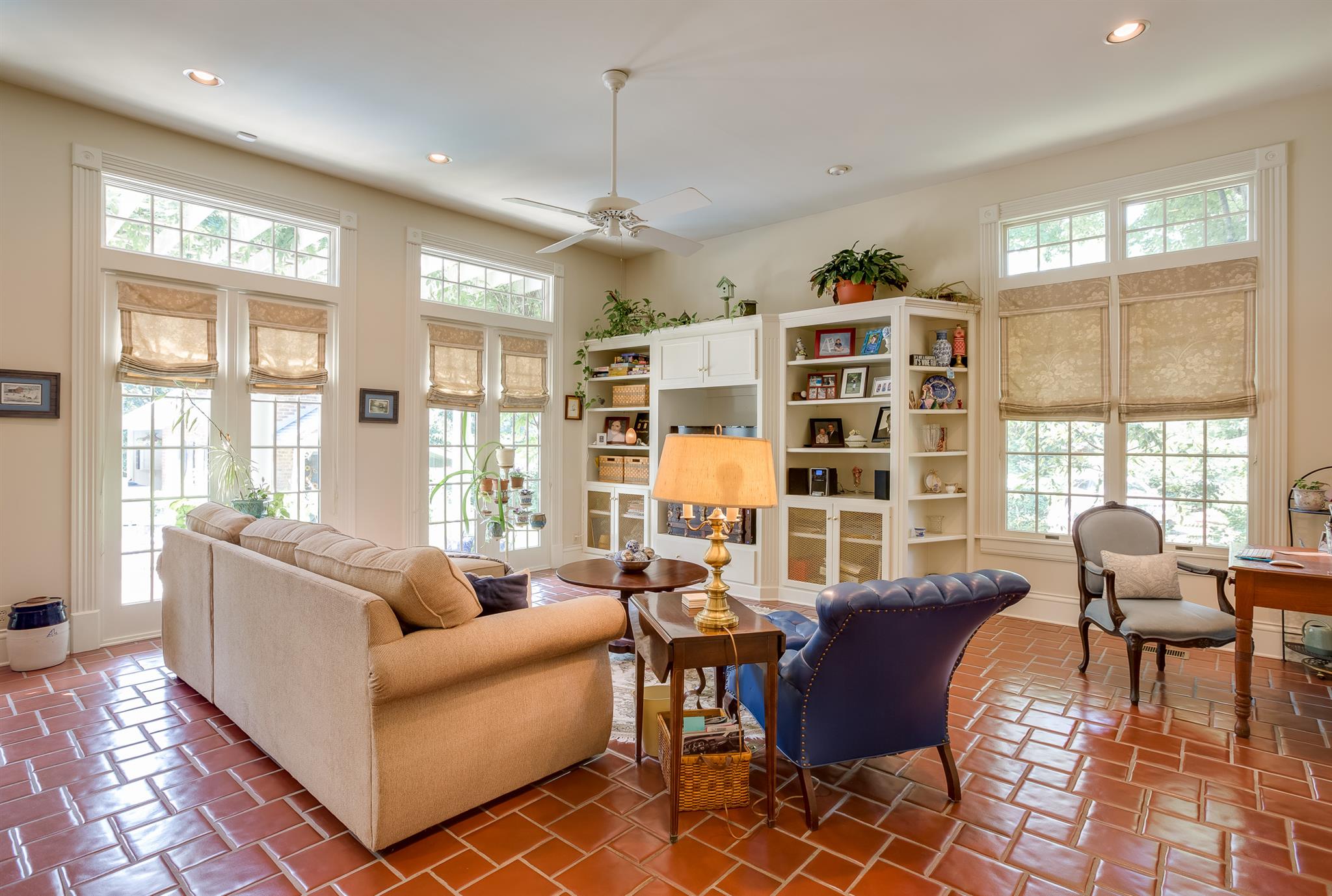 317 North Garner Street Springfield, TN 37172 - Photo 20 of 30 a living room with furniture and a large window