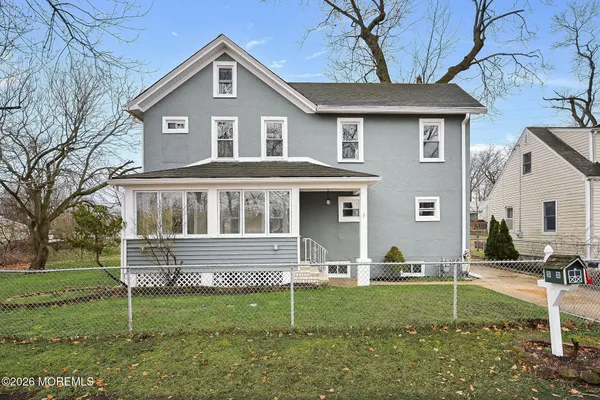 a house view with a outdoor space