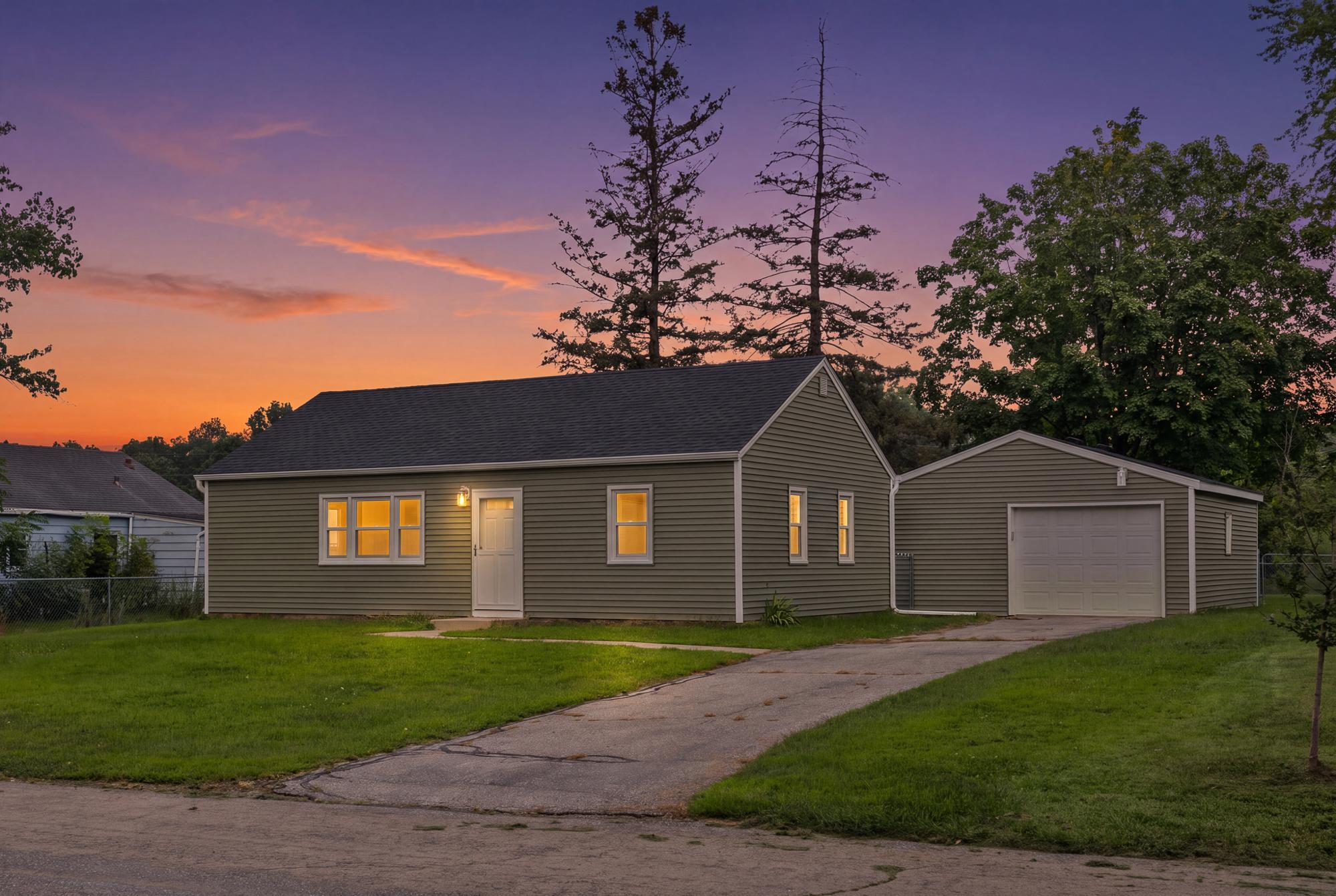 2709 Markay Street Southeast Rochester, MN 55904 - Photo 1 of 42 Gallery Image 1