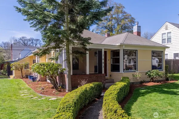 $425,000 | 1603 23rd Avenue, Longview, WA 98632