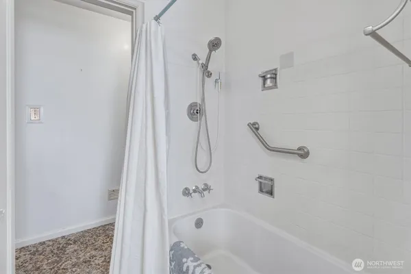 $425,000 | 1603 23rd Avenue, Longview, WA 98632