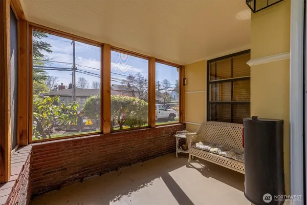 $425,000 | 1603 23rd Avenue, Longview, WA 98632