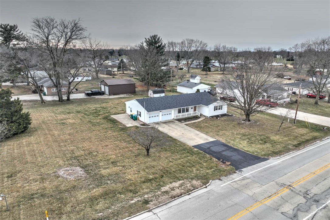 295 North Country Club Road Decatur, IL 62521 - Photo 4 of 25 Gallery Image 4