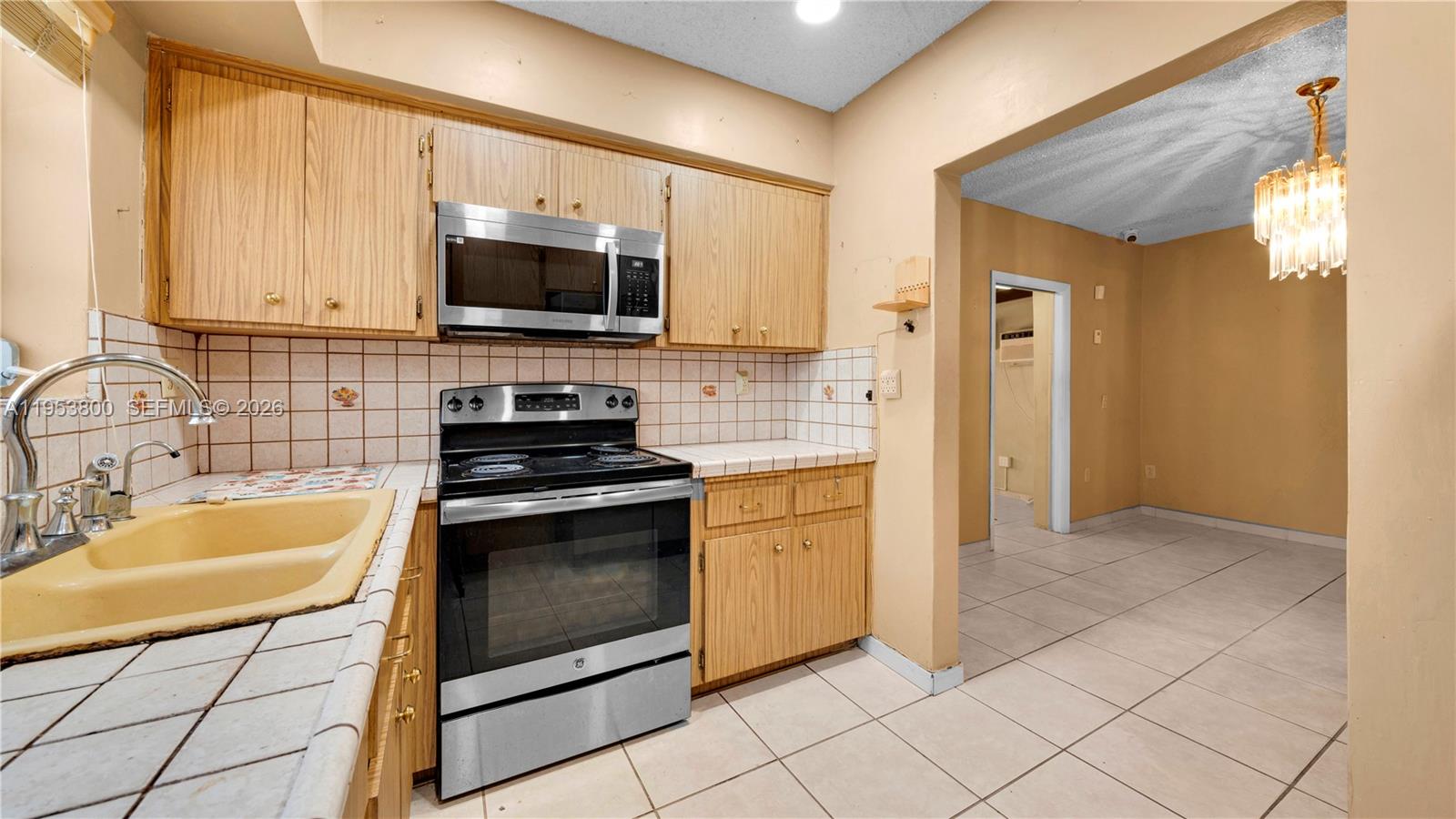 2615 Southwest 32nd Avenue Miami, FL 33133 - Photo 13 of 41