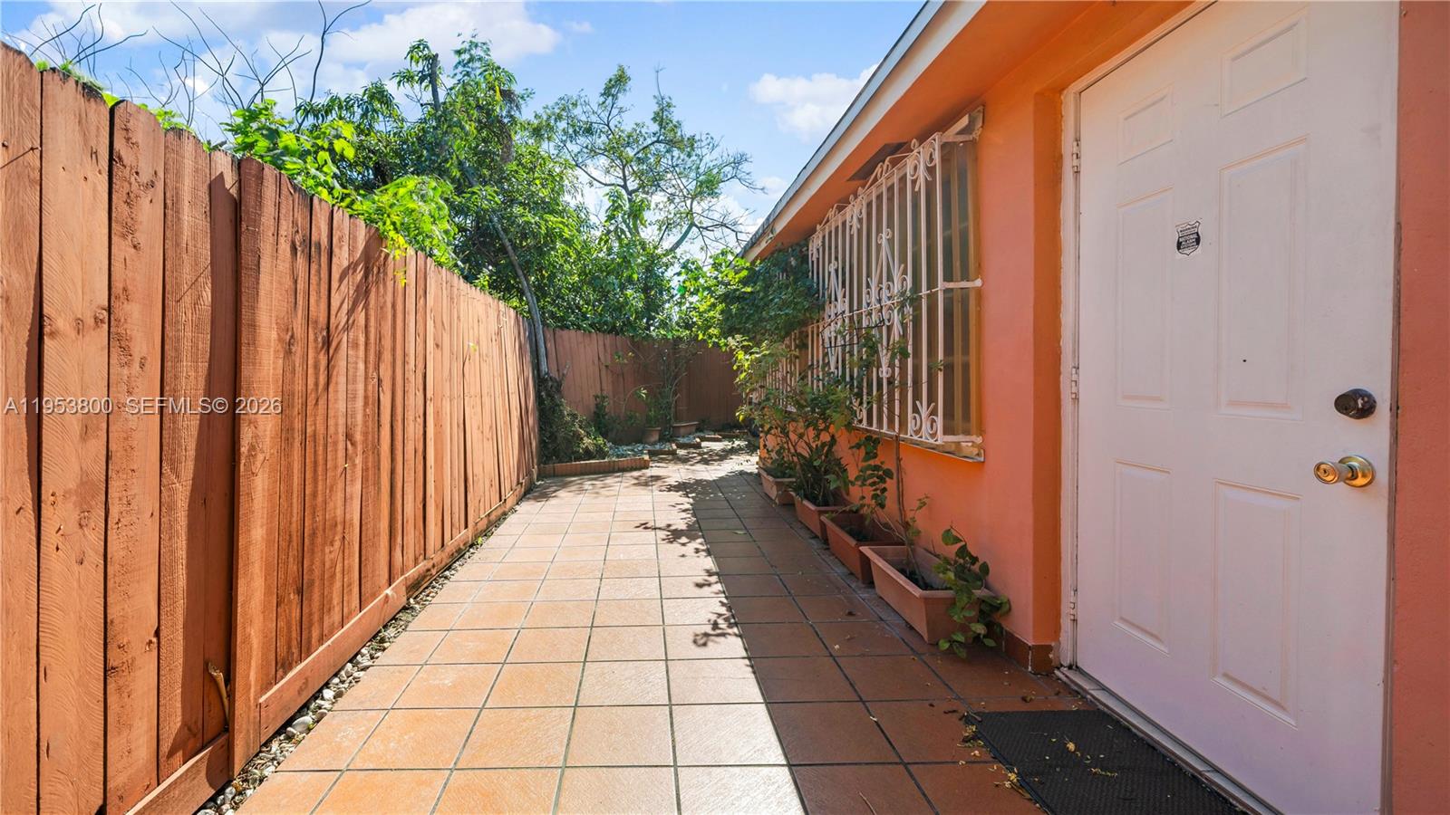 2615 Southwest 32nd Avenue Miami, FL 33133 - Photo 21 of 41