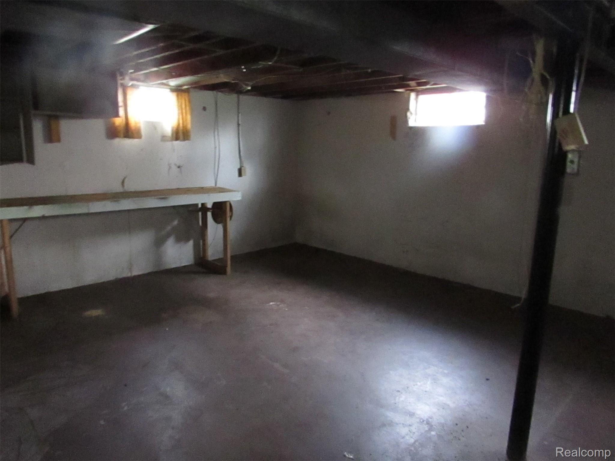 5613 Branch Road Flint, MI 48506 - Photo 3 of 17 branch initials 5-16-19 2019-02-12 046.JPG