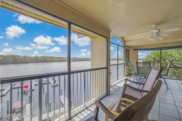 $449,500 | 99 Broad River Place, Unit 1301, Welaka, FL 32193