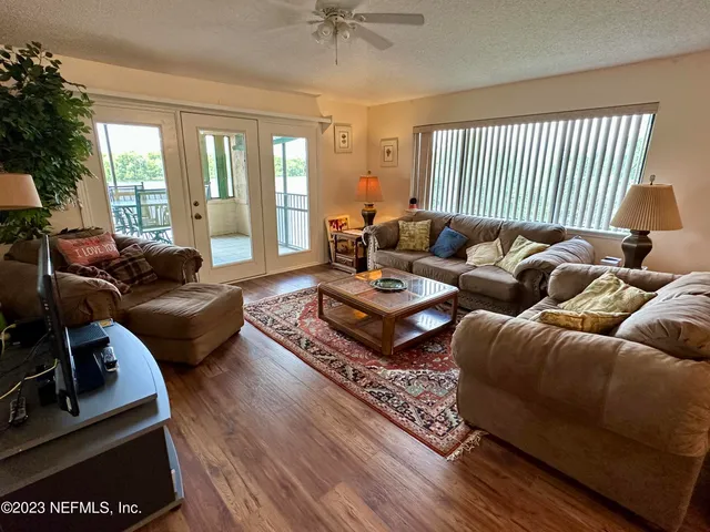 $449,500 | 99 Broad River Place, Unit 1301, Welaka, FL 32193