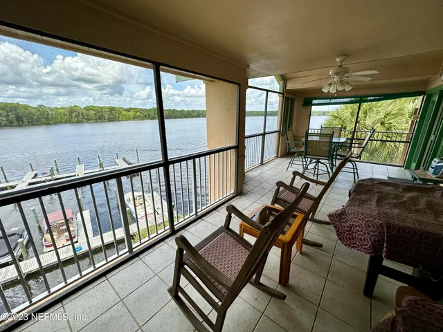 $449,500 | 99 Broad River Place, Unit 1301, Welaka, FL 32193